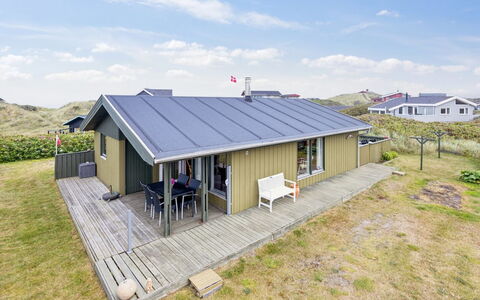 Alea - 150M from the Sea: Svømmepøl, Hotel, Altan