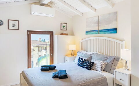 La Terza Casa: Svømmepøl, Hotel, Altan