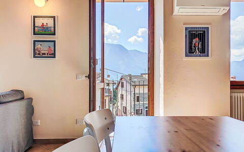 La Terza Casa: Svømmepøl, Hotel, Altan