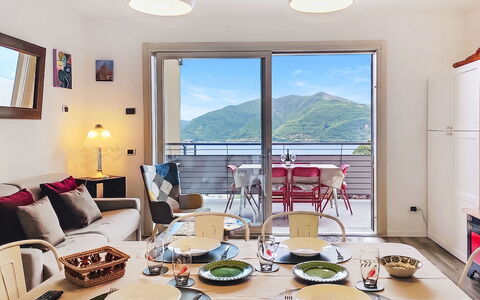 Casa Bel Lago: Svømmepøl, Hotel, Altan