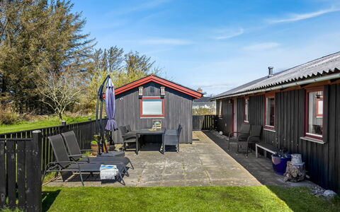 Kiana - 800M from the Sea: Blå, Sommerhus, Hus, Hjem, Stuehus, Estate, Sidespor
