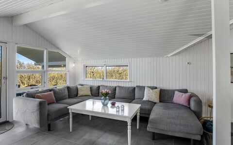 Halona - 400M from the Sea: Træ, Hjem, Veranda, Dæk, Hårdttræ, Tag, Bejdse, Trægulve, Eco Hotel