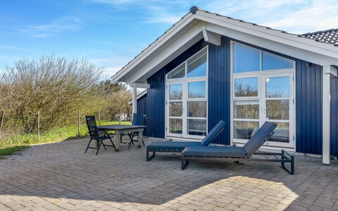 Halona - 400M from the Sea: Træ, Hjem, Veranda, Dæk, Hårdttræ, Tag, Bejdse, Trægulve, Eco Hotel