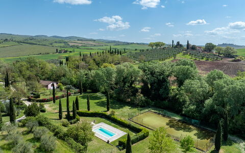 Civico108 Vacation Home, Pool, Castellina in Chian: Busk, Landskab, Land Lot, Have, Estate, Landscaping, Plantation, Hæk, Lawn, Villa