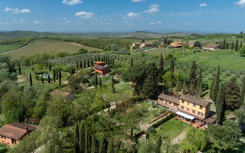 Civico108 Vacation Home, Pool, Castellina in Chian: Estate, Have, Plantation, Landscaping, Stuehus, Villa, Hacienda, Parkere, Mansion