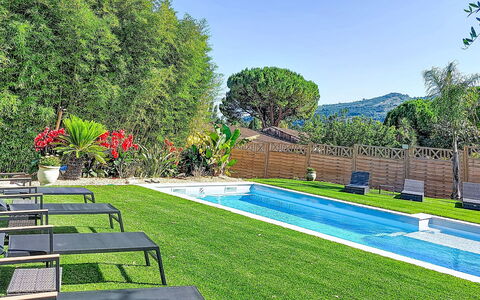 Villa Dolce Vita: Svømmepøl, Udvej, Have, Udendørs Møbler, Fritid, Eco Hotel, Landscaping, Skygge, Backyard