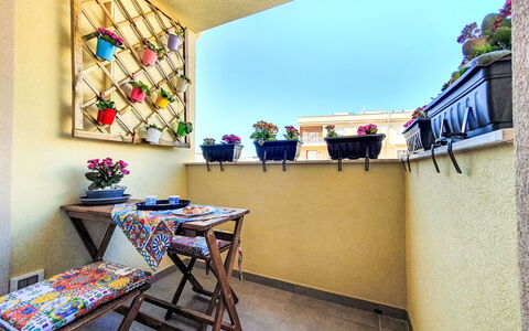 Siciliandò: Træ, Hus, Sommerhus, Hjem, Svømmepøl, Veranda, Dør, Udvej, Skygge, Estate