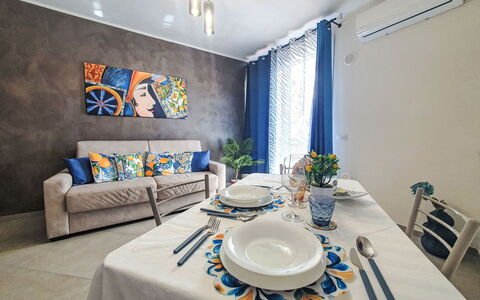 Siciliandò: Møbel, Indretning, Gulvbelægning, Bord, Etage, Værelse, Textile, Belysning, Couch, Loft