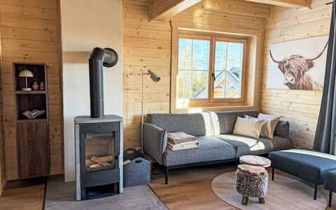 Nockhütte: Møbel, Træ, Gulvbelægning, Indretning, Etage, Hjem, Trægulve, Stue, Hårdttræ, Værelse