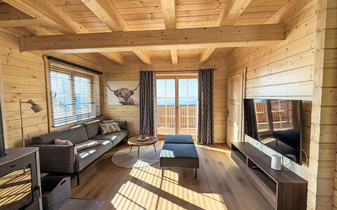 Nockhütte: Træ, Trægulve, Gulvbelægning, Indretning, Etage, Hårdttræ, Bejdse, Møbel, Planke, Værelse