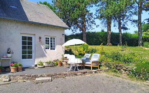 Coin Nature: Hus, Sommerhus, Busk, Hjem, Tag, Have, Dør, Stuehus, Landscaping