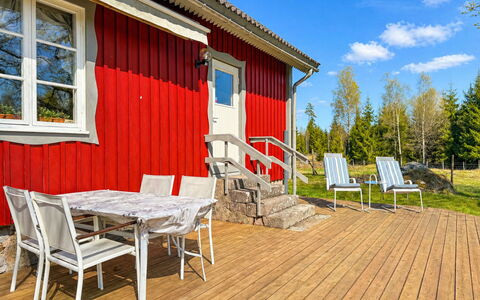 Gröndal: Møbel, Indretning, Gulvbelægning, Stol, Etage, Bord, Køkken & Spisebord, Skygge, Loft, Bejdse