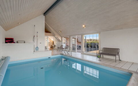 Riika - from the Sea: Etage, Loft, Svømmepøl, Udvej, Design, Stol, Dagslys, Hotel, Villa, Penthouselejlighed