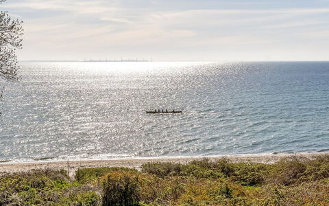 Stefan - 50M from the Sea: Himmel, Blå, Vand, Vandressourcer, Daytime, Krop Af Vand, Horisont, Hav, Kyst
