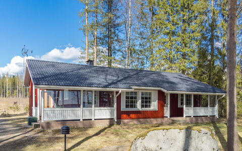 Järvitupa: Møbel, Indretning, Gulvbelægning, Etage, Bord, Loft, Køkken & Spisebord, Belysning, Stol, Hjem