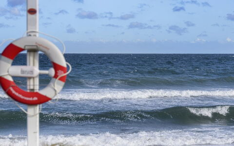 Ilppo - 100M from the Sea: Vandressourcer, Hav, Bølge, Ocean, Vind Wave, Strand