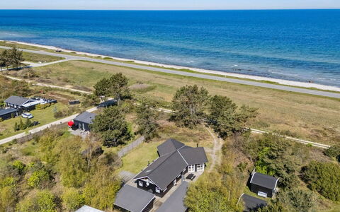 Ilppo - 100M from the Sea: Vand, Vandressourcer, Krop Af Vand, Rots, Kyst, Naturlige Landskab, Headland, Coastal Og Oceaniske Landskabsformer, Terræn, Promontory