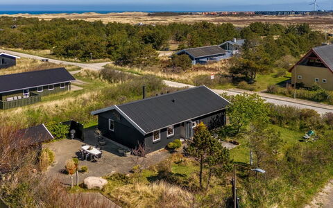 Jaskirt - 400M from the Sea: Vand, Vandressourcer, Krop Af Vand, Rots, Kyst, Naturlige Landskab, Headland, Coastal Og Oceaniske Landskabsformer, Terræn, Promontory