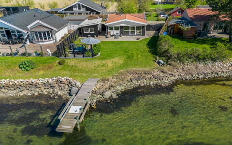 Stilla - 150M from the Sea: Bjergrige Landskabsformer, Bjerg, Bakke, Bjergkæde, Hill Station, Menneskelig Bosættelse, Urban Design, Alps, Dal, Topmøde