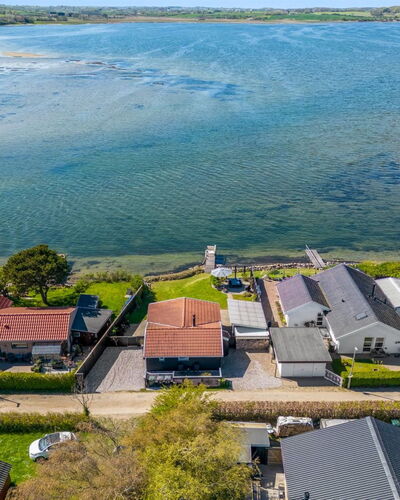 Stilla - 150M from the Sea