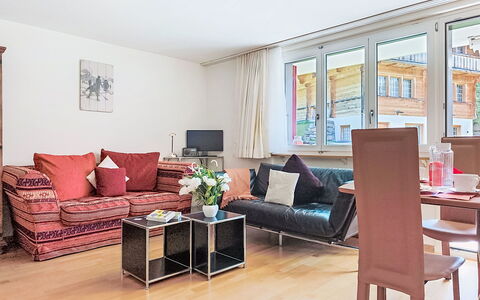 Holiday Apt. T: Møbel, Couch, Indretning, Gulvbelægning, Lejlighed, Etage, Stue, Loft, Værelse