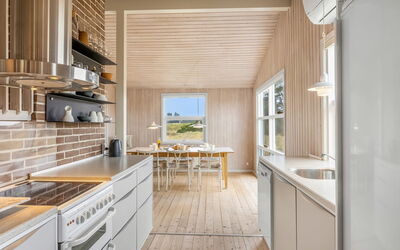Sighfrith - 500M from the Sea