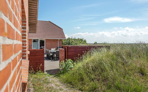Wenke - 300M to the Fjord: Træ, Bank, Sommerhus, Landdistrikt, Sø, Afspejling, Reservoir, Dam