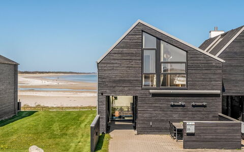 Chayton - 10M from the Sea: Vand, Vandressourcer, Krop Af Vand, Rots, Kyst, Naturlige Landskab, Headland, Coastal Og Oceaniske Landskabsformer, Terræn, Promontory