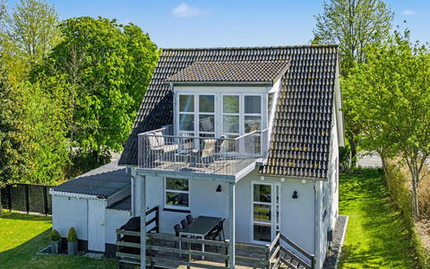 Hjort - 80M from the Sea: Blå, Sommerhus, Hus, Hjem, Stuehus, Estate, Sidespor