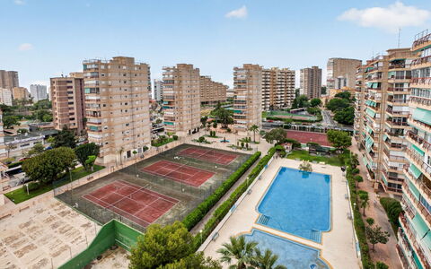 Parque de Las Naciones - Italia: Træ, Naturligt Miljø, Landskab, Fugleperspektiv, Luftfotografering, Naturlige Landskab, Landdistrikt, Boligområde, Land Lot