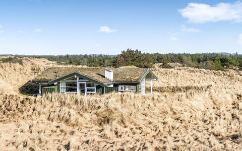 Thorsten - 600M from the Sea: Vand, Vandressourcer, Krop Af Vand, Rots, Kyst, Naturlige Landskab, Headland, Coastal Og Oceaniske Landskabsformer, Terræn, Promontory