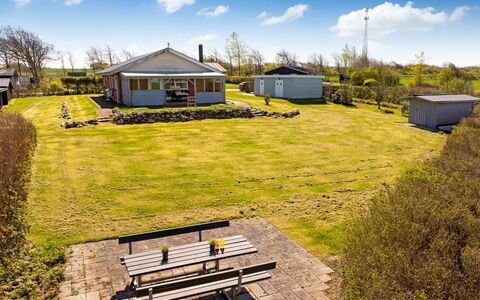 Jale - 500M to the Fjord: Tag, Hus, Hjem, Sommerhus, Dør, Sidespor, Dæk, Veranda, Planke, Hårdttræ