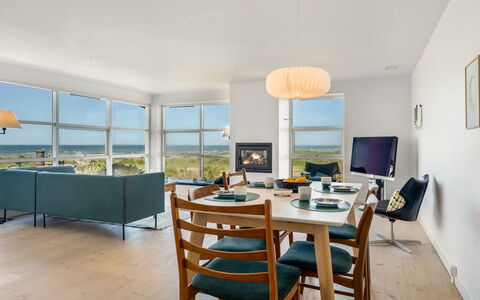 Grita - 100M to the Fjord: Tag, Hus, Boligområde, Hjem, Estate, Sommerhus, Design