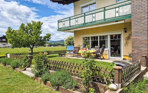 Haus Kühnsdorf: Hus, Busk, Boligområde, Hjem, Altan, Have, Sommerhus, Estate, Veranda