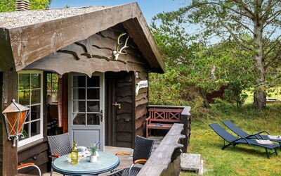 Adelheid - 1.2Km from the Sea