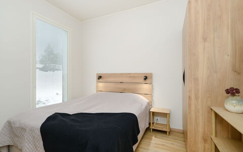 Saariselän Aavahelmi a: Blå, Vand, Krop Af Vand, Coastal Og Oceaniske Landskabsformer, Kyst, Hav, Udendørs Møbler, Sommer, Ocean, Strand