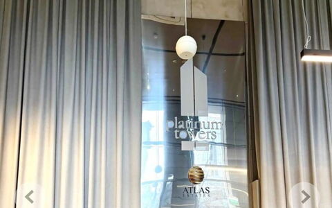 Platinum Towers: Blå, Vand, Krop Af Vand, Coastal Og Oceaniske Landskabsformer, Kyst, Hav, Udendørs Møbler, Sommer, Ocean, Strand