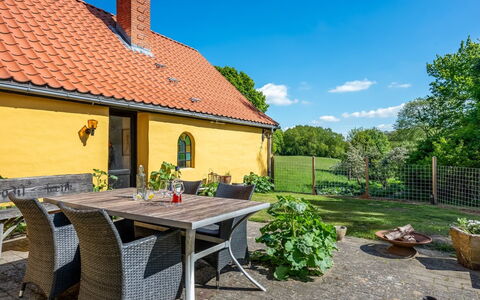 Aika - 1.6Km to the Fjord: Busk, Land Lot, Sommerhus, Have, Backyard, Udendørs Møbler, Landscaping, Stuehus, Gård, Estate