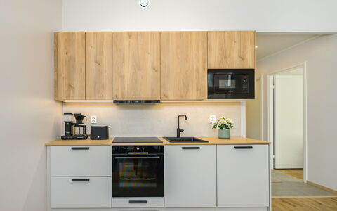 Saariselän Aavahelmi C: Køkken, Køkken Apparat, Countertop, Cabinetry, Indretning, Træ, Større Bandage, Gulvbelægning, Møbel, Skab