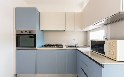 Pizzuta Country House: Køkken Apparat, Køkken, Større Bandage, Countertop, Cabinetry, Komfur, Indretning, Husholdningsapparat, Gulvbelægning, Komfur