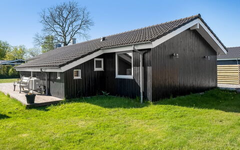Loki - 200M from the Sea: Tag, Hus, Sommerhus, Hjem, Sidespor, Estate, Skur, Garden Bygninger, Stuehus, Hårdttræ