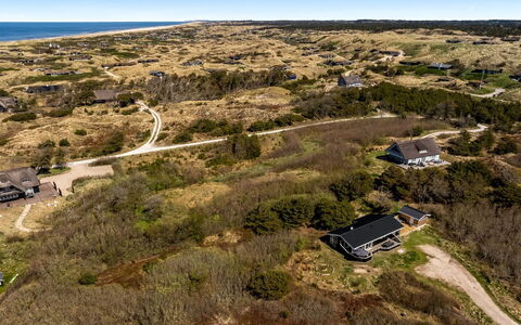 Thorke - 700M from the Sea: Vegetationen, Landskab, Økoregion, Plantesamfund, Land Lot, Landdistrikt, Chaparral, Hældning, Shrubland, Estate