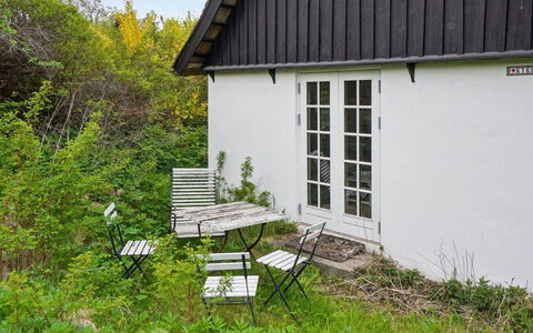 Nadica - 415M from the Sea: Bygning, Hus, Vindue, Hjem, Tag, Boligområde, Busk, Sommerhus, Land Lot