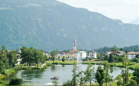Cocoon-Laax: Naturlige Landskab, Landskab, Bank, Sø, Dam, Reservoir, Landsby