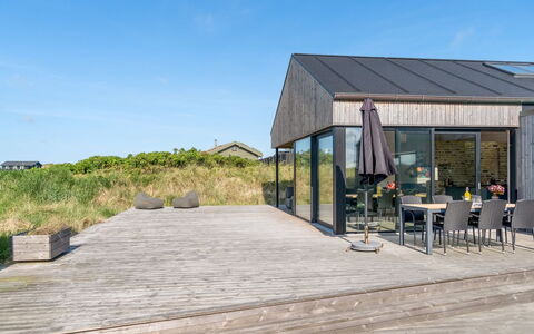 Uolevi - 130M from the Sea: Vand, Vandressourcer, Krop Af Vand, Rots, Kyst, Naturlige Landskab, Headland, Coastal Og Oceaniske Landskabsformer, Terræn, Promontory