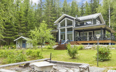 Villa Kuusiranta: Sne, Vinter, Træ, Sommerhus, Hus, Tag, Hytte, Hjem, Fryser, Bjælkehytte