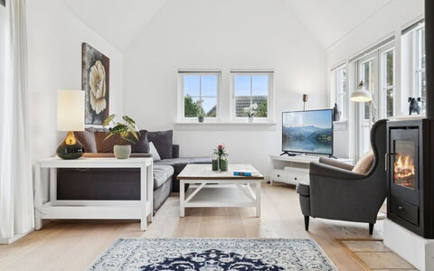 Franka - 1.1Km from the Sea: Plantesamfund, Sollys, Urteagtig Plante, Have, Plantation, Landbrug, Farm