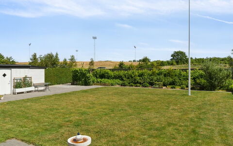 Eia - 1.5Km from the Sea: Himmel, Græs, Almindeligt, Land Lot, Have, Lawn, Skygge, Landscaping, Pol, Gård