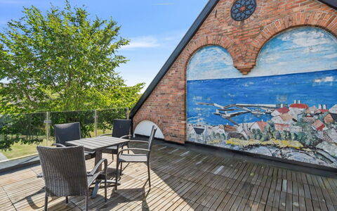 Skjold - 250M from the Sea: Bygning, Hus, Vindue, Hjem, Tag, Boligområde, Busk, Sommerhus, Land Lot