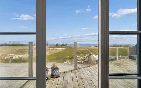 Carola - 1Km from the Sea: Boligområde, Busk, Hus, Hjem, Have, Estate, Skygge, Landscaping, Lawn